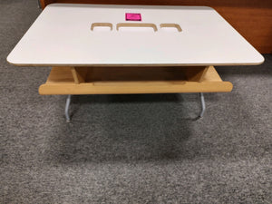 R5009 32"x 47" White/Pine Coffee Used Table $59.98