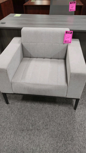 R901 Gray Lounge Used Chair $149.98 - 1 Only!