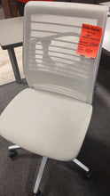 Load image into Gallery viewer, R7006 Steelcase Beige Mesh Back Used Office Chair $199.98