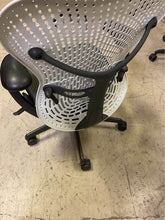 Load image into Gallery viewer, R2000 Herman Miller Mira 2 Gray Used Office Chair $199.95