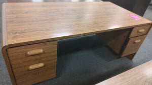 R4000 36"x 71" Oak Used Desk w/2 Files $249.98