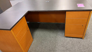 R2675 48"x 72" Blk/Pine L-Shape Used Desk w/2 Files $399.98 - 1 Only!