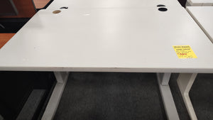 R4141 29"x 48" Gray Manual Adj Desk w/Chair $59.95 - 1 Only!
