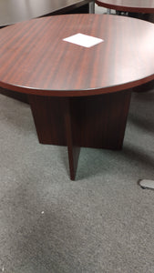 R115 Mahogany 36" Round Used Table $129.00 - 1 Only!