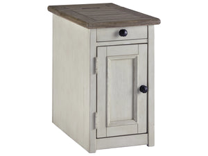 8430 Bolanburg Chairside Table $199.95