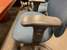 Load image into Gallery viewer, R8006 Navy Blue Used Office Chair $59.98