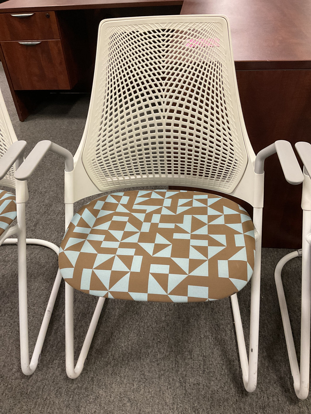 R161 White Rubber Back Sleigh Used Chair $79.98