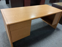 Load image into Gallery viewer, R782 3Pc Pine Executive Used Desk/Credenza/Hutch $125.00 - 1 Only