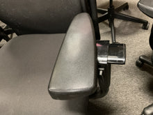 Load image into Gallery viewer, R444 Steelcase Rapport Used Office Chair $64.98