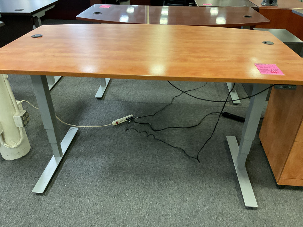 R5050 41”x 71” Pine Bow Front Power Adjustable Used Desk $349.98 - 1 Only