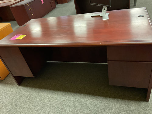R9900 36”x 72” Mahogany Used Desk w/2 Files $199.98