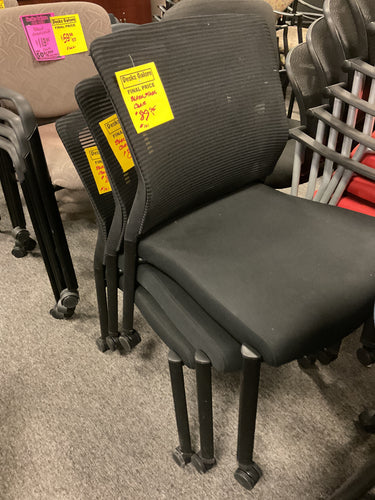 R101 Black Mesh Armless Stackable Used Chair w/Casters $89.95