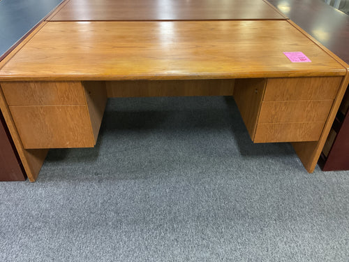 R6013 36”x 72” Oak Used Desk w/2 Files $199.98 - 1 Only