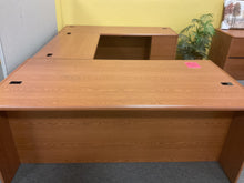 Load image into Gallery viewer, R903 36”x 72” Oak Lam U-Shaped Used Desk w/2 Files $499.98