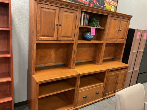 R102 79”x 91” Oak Used Bookcase $199.98 - 1 Only
