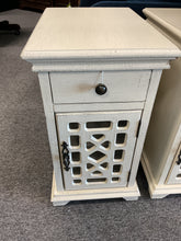 Load image into Gallery viewer, 8703 Off White Chairside Table $268.00