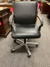 Load image into Gallery viewer, R1102 Braylon Mid Back Black Vinyl Used Office Chair $124.98 - 1 Only!