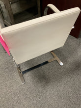 Load image into Gallery viewer, R900 White/Chrome Used Chair $149.98