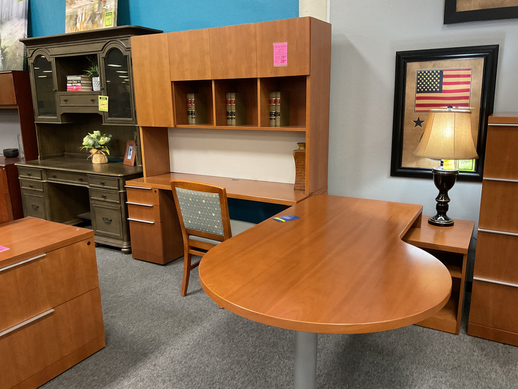 R4401 Pine L-Shape Bullet Table Used Desk w/Hutch/1 File $299.95 - 1 Only!