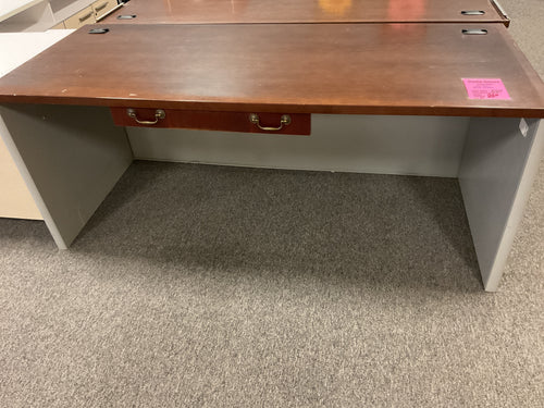 R95 30”x 72” Brown/Gray Used Desk Shell $29.95 - 1 Only