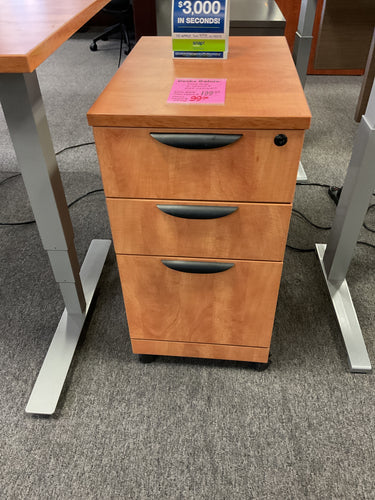 R770 Pine Lam 3 Drawer Used File Cabinet $99.98 - 1 Only
