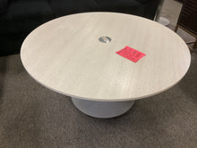 Load image into Gallery viewer, R3434 3Pc White 42" Cocktail/2 22" End Used Table Set w/Center Charging $349.98 - only