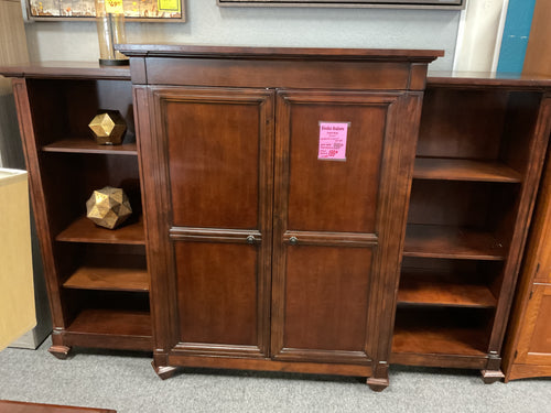 R205 7’x 6’ Mahogany TV Used Storage Cabinet $199.98 - 1 Only