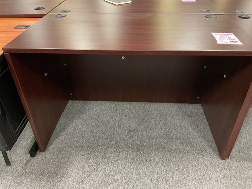 R7701 24”x 47” Mahogany Used Desk Shell $149.98