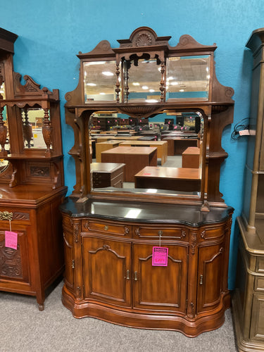R68.12 19”x 58” Antique Used Storage Console w/Mirrored Hutch $649.98 - 1 Only