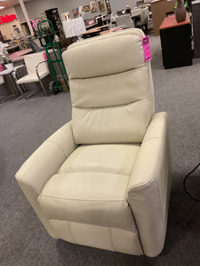 R2781 Ivory Swivel/Rocker/Recliner Used Chair $349.98 - 1 Only