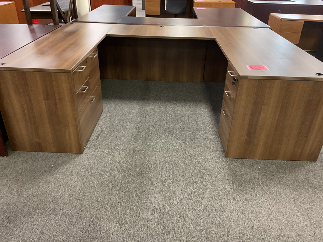 R63 101”x 71” Walnut Lam U-Shaped Used Desk w/2 files $599.98 - 1 Only