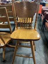 Load image into Gallery viewer, R6702 30” Oak Swivel Used Stool $125.00