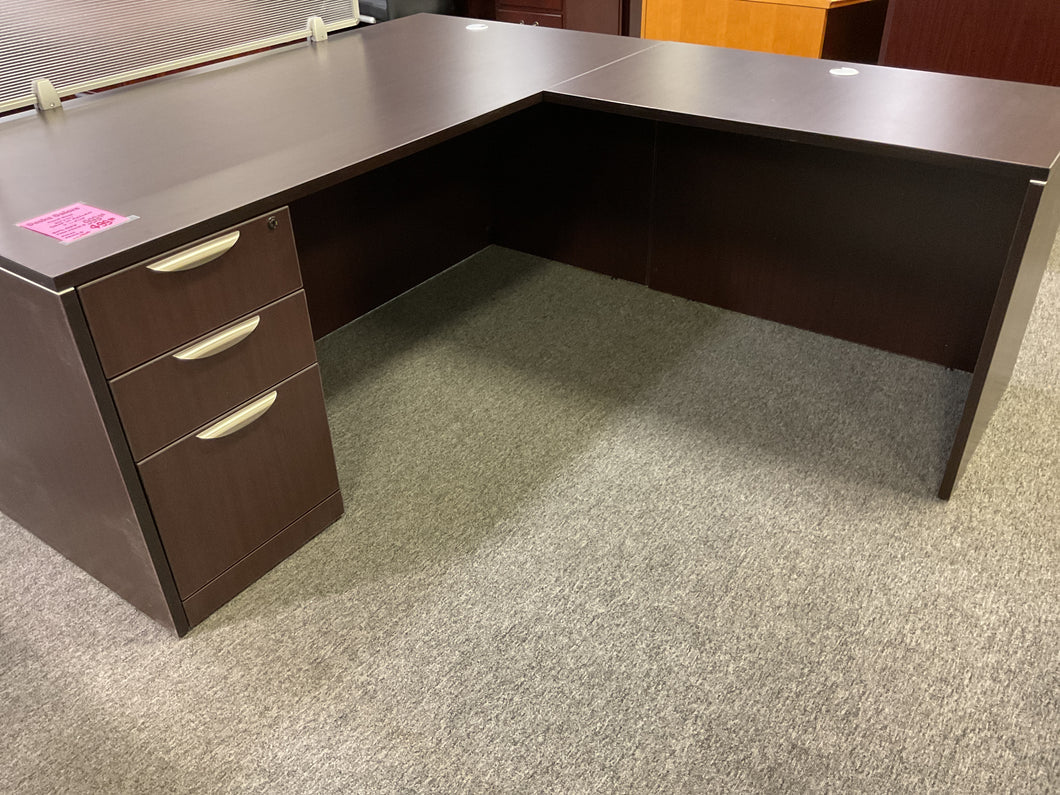R1500 Espresso Lam. L-Shaped Used Desk w/1 File $499.98 - 1 Only