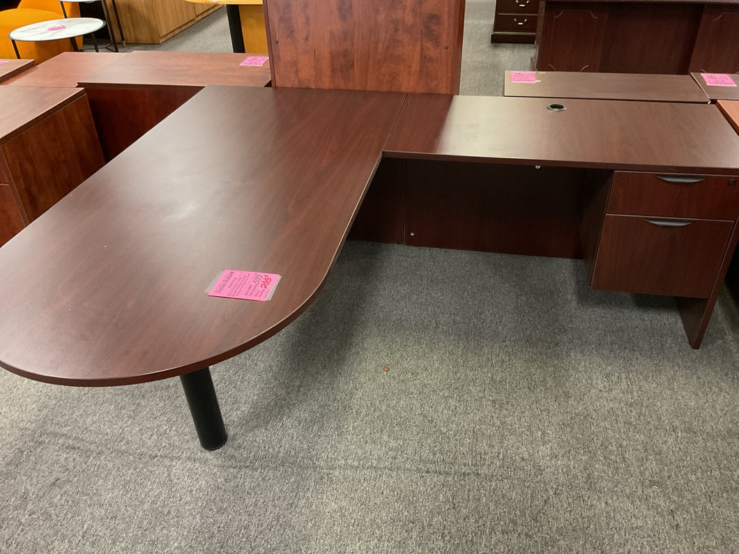 R779 36”x 72” Mahogany Lam. Bullet L-Shaped Used Desk $299.98 - 1 Only