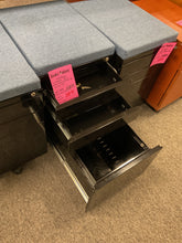 Load image into Gallery viewer, R0808 16”x 20” Black Metal 2 Drawer Rolling Used File w/Blue Cushion $59.98