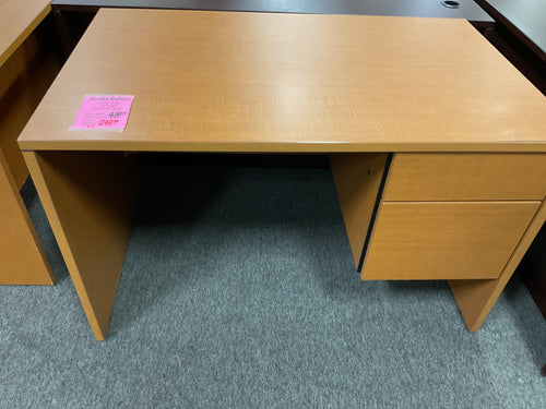 R677 30”x 48” Pine Lam Used Desk w/1 File $249.98