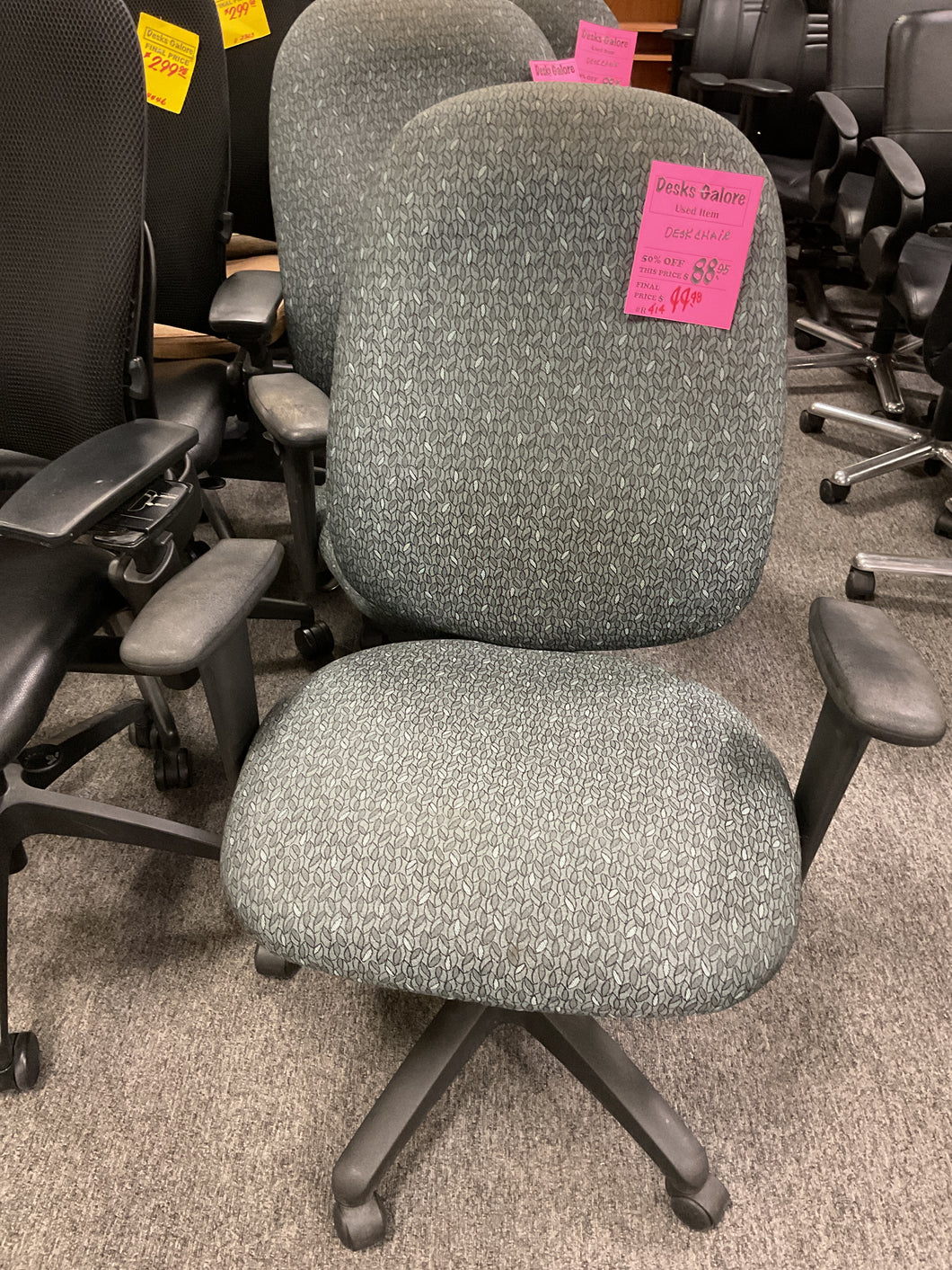R414 Gray Leaf Pattern Used Chair $44.48