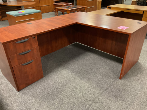 R4410 30”x 60” Cherry L-Shaped Used Desk w/1 File $499.98 - 1 Only