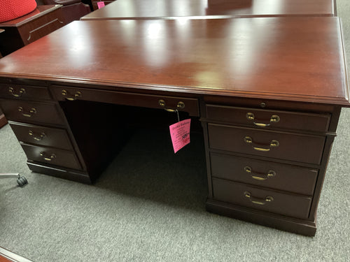 R7002 36”x 72” Mahogany Executive Used Desk w/2 Files $749.98 - 1 Only