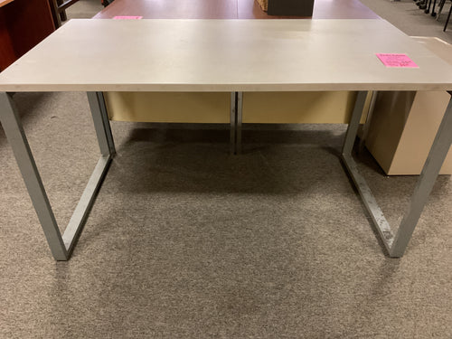 R170 Gray Lam Work Used Table$34.98 - 1 Only