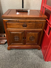 Load image into Gallery viewer, R9393 3Pc Drexel Heritage Used Queen Platform Bed w/2 Nightstands $699.98 - 1 Only