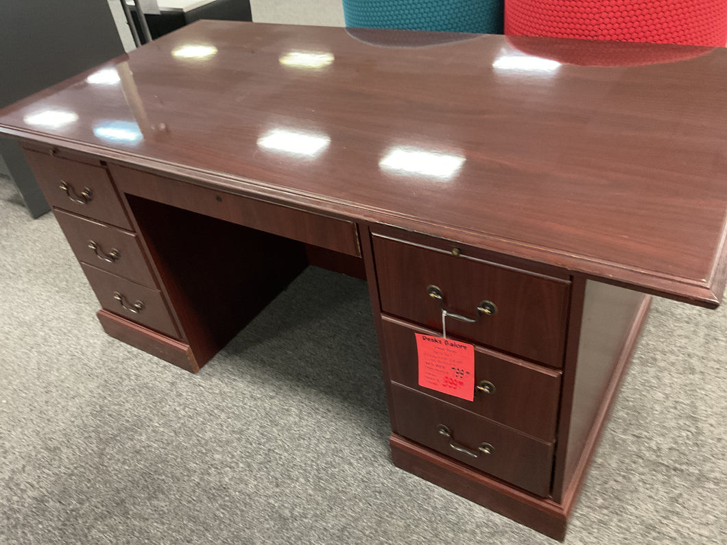 R40 36”x 72” Mahogany used Desk w2 Files $399.98 - 1 Only