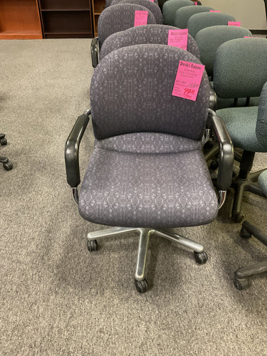 R4451 Gray/Chrome Used Chair $59.00