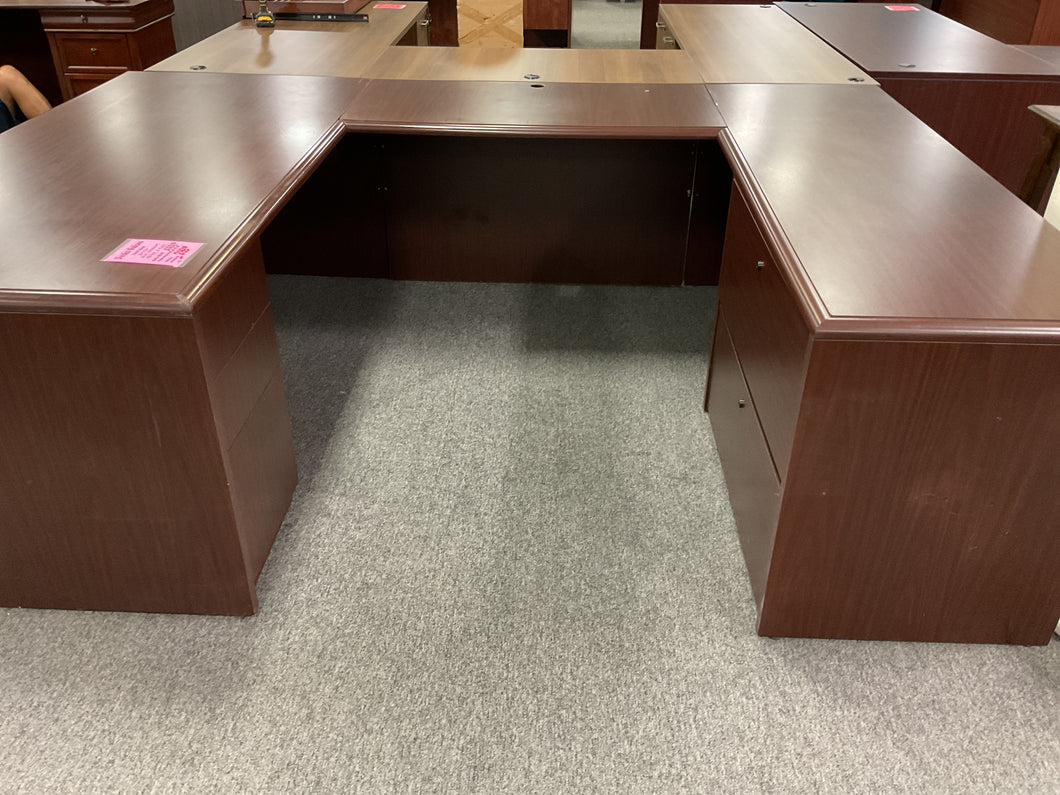 R49 36”x 72” Mahogany U-Shaped Used Desk $299.98 - 1 Only