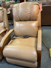 Load image into Gallery viewer, R6411 La-Z-Boy Tan Leather Power Used Recliner $349.98