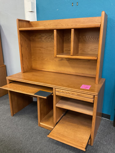 R7705 24”x 59” Pine Computer Used Desk w/Hutch $99.98 - 1 Only