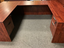 Load image into Gallery viewer, R6611 36”x 71” Cherry Lam U-Shaped Used Desk w/Hutch/2 Files $699.98 - 1 Only