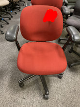 Load image into Gallery viewer, R4337 Brick Used Office Chair $29.95