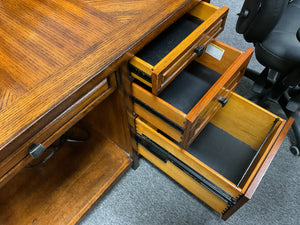 R101 22”x 44” Oak Used Desk w/ Keyboard tray/1 File $299.98 - 1 Only