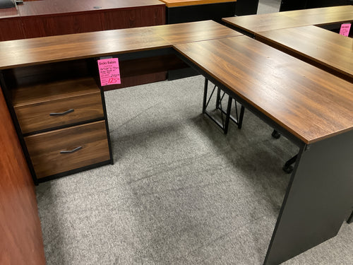 R72 20”x 56” Pecan L-shaped Lift Top Used Desk $125.00 - 1 Only!